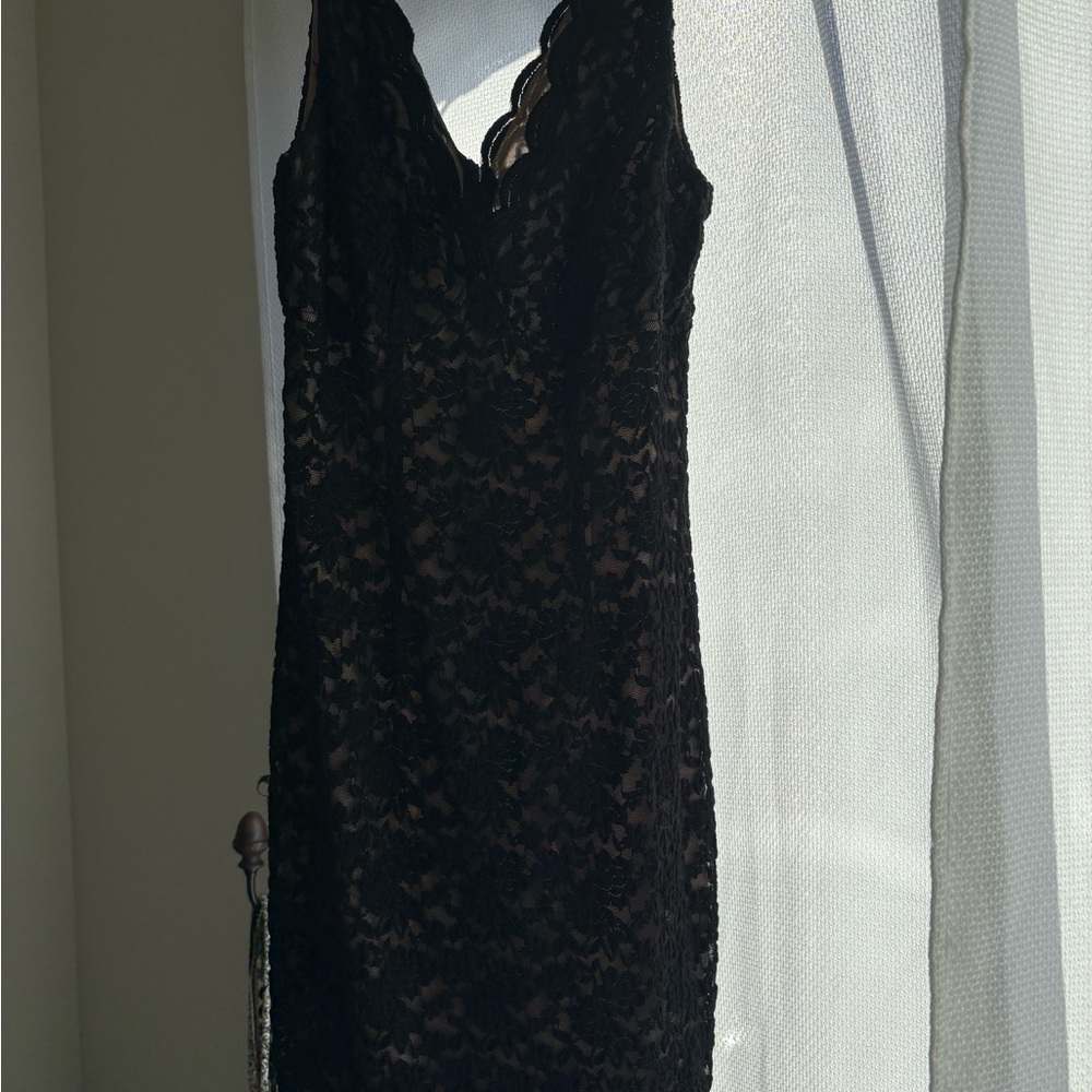 Roz & Ali Black Lace Overlay Dress